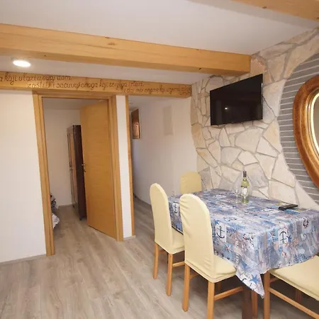 Galija Apartment *